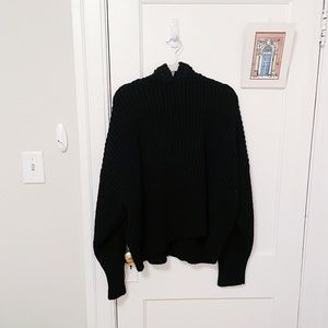 black sweater hoodie